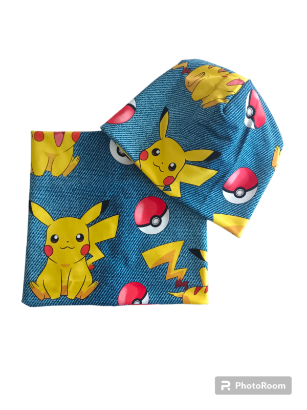Čepice a nákrčník Pokémon