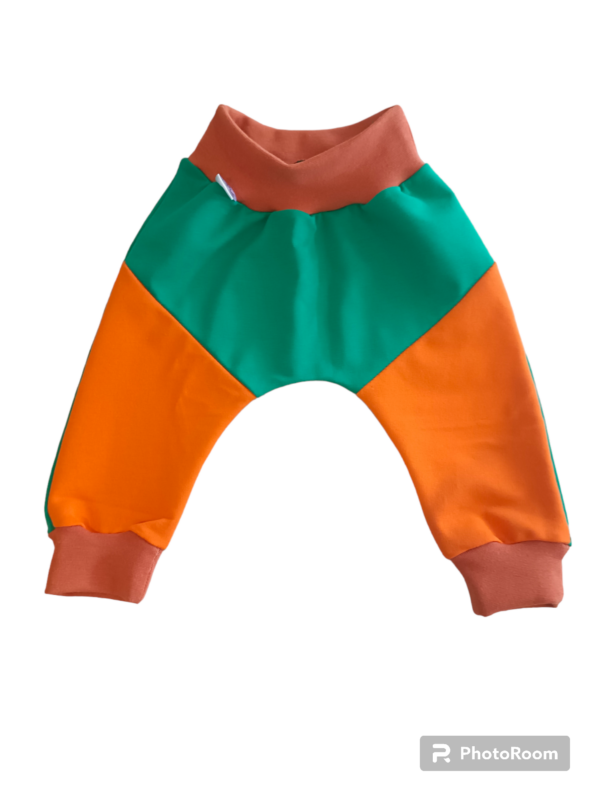 Tepláky s kulatým sedem Zeleno-Oranžové